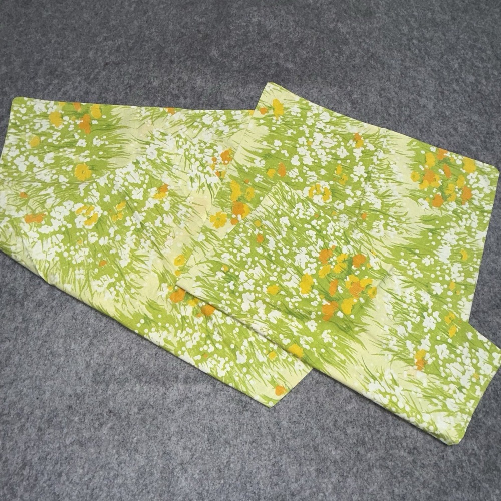 Vtg Dan River Dantrel Pillowcases Green Orange Floral Field Set Of 2